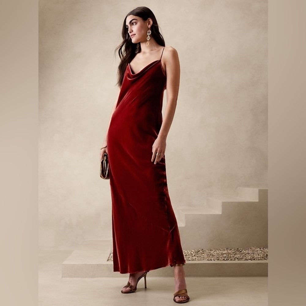 Banana Republic Rita Velvet Maxi Dress M Medium Burnt Orange “Cabin Red” Slip
